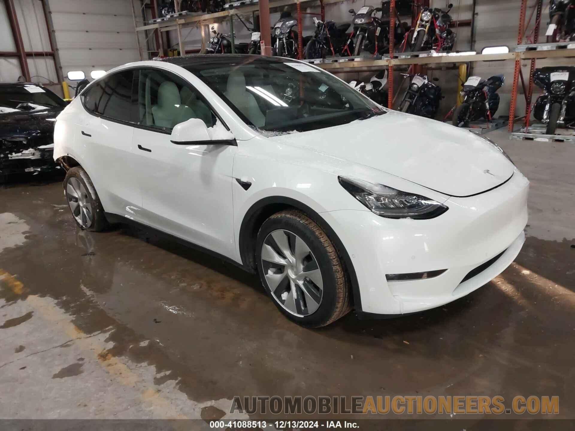 5YJYGDEE9MF108540 TESLA MODEL Y 2021