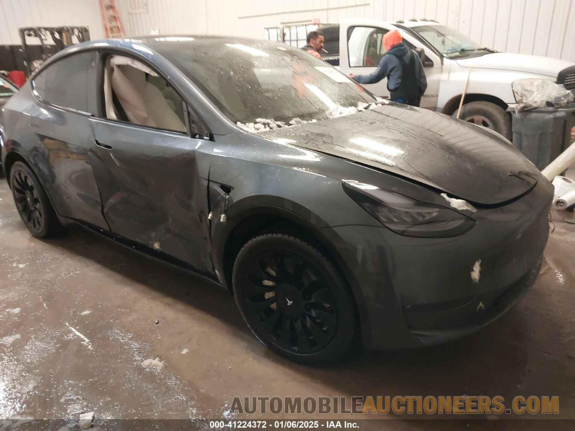 5YJYGDEE9MF109820 TESLA MODEL Y 2021