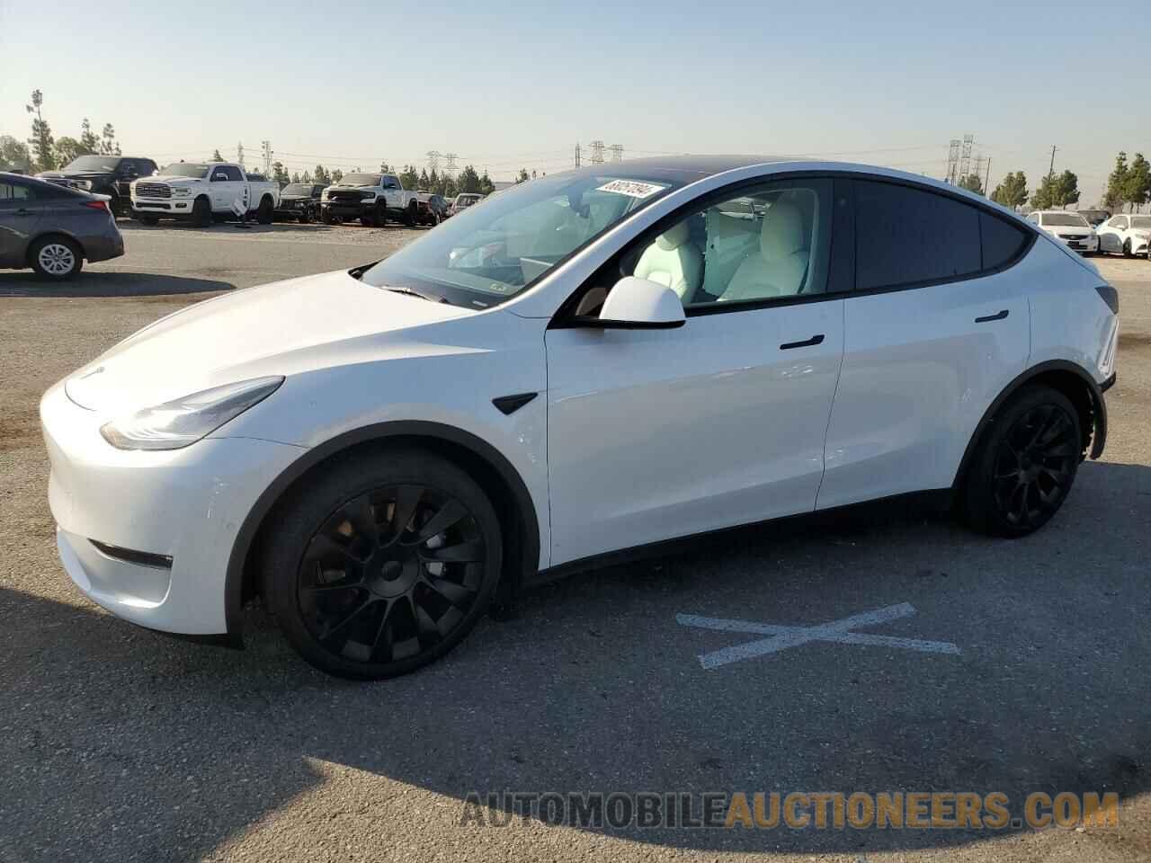 5YJYGDEE9MF231125 TESLA MODEL Y 2021