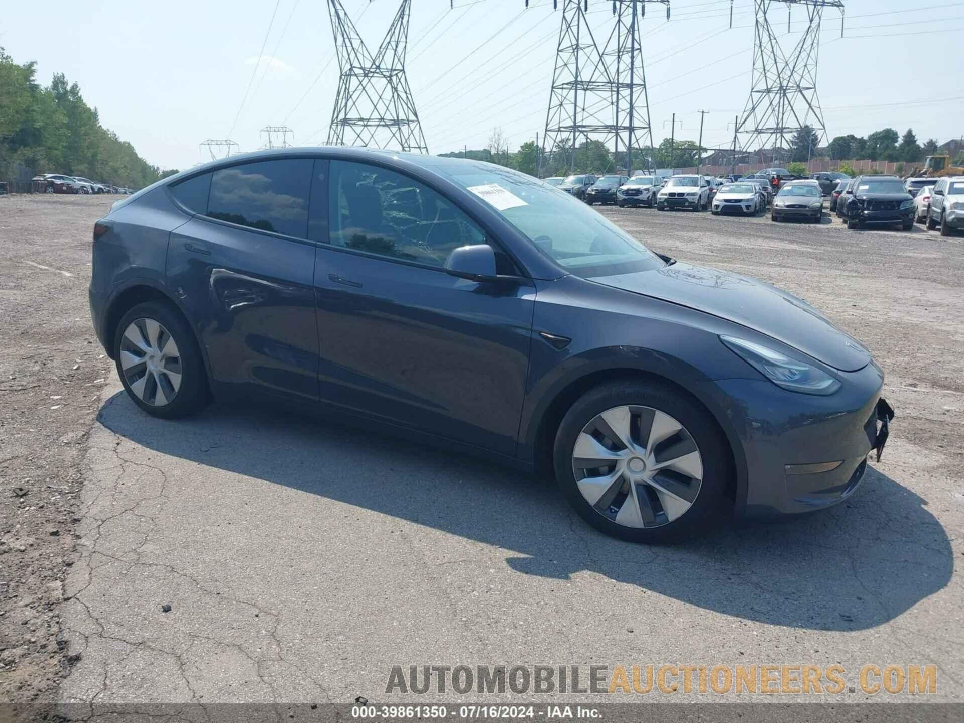 5YJYGDEE9MF273472 TESLA MODEL Y 2021