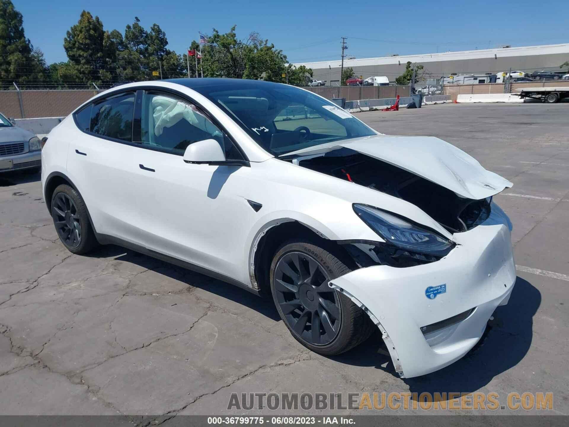 5YJYGDEE9MF274976 TESLA MODEL Y 2021