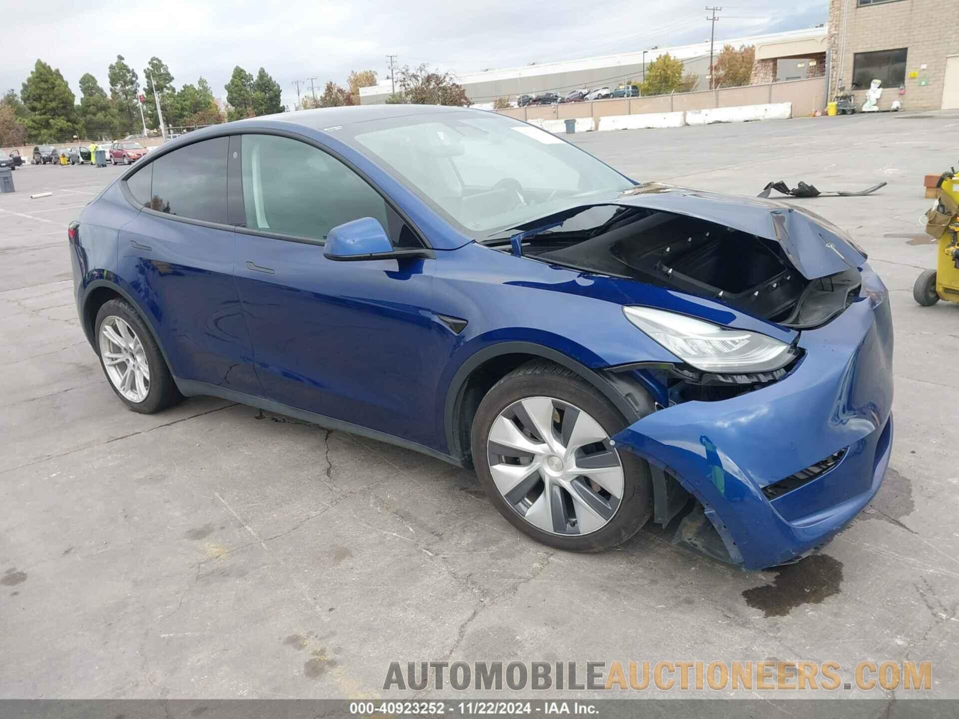 5YJYGDEE9MF295956 TESLA MODEL Y 2021