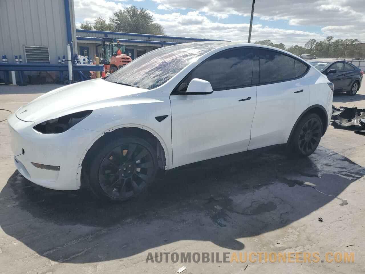 5YJYGDEEXLF008431 TESLA MODEL Y 2020