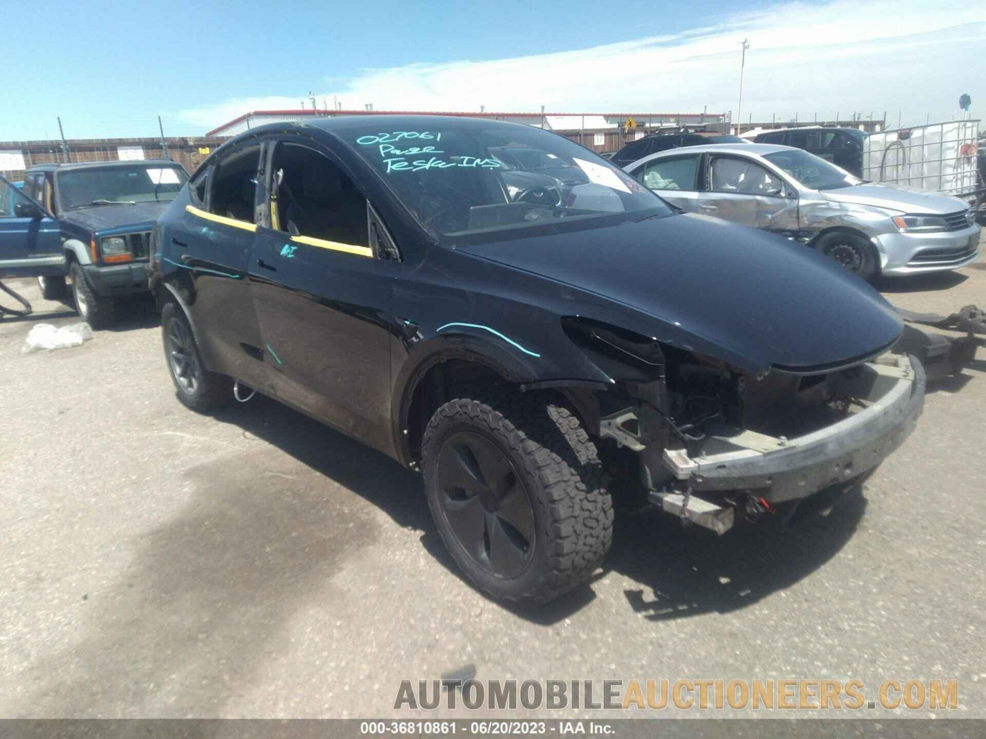 5YJYGDEEXLF027061 TESLA MODEL Y 2020