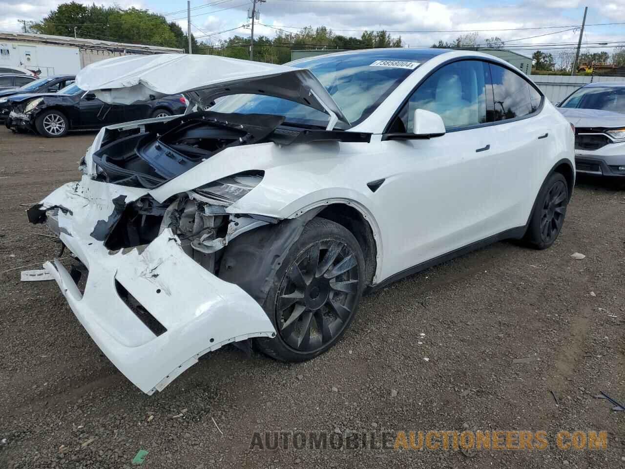 5YJYGDEEXLF042983 TESLA MODEL Y 2020