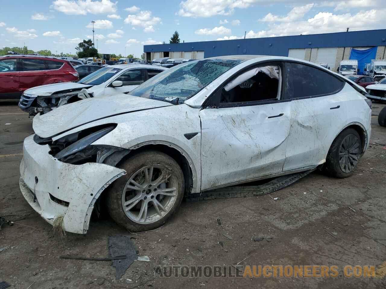 5YJYGDEEXLF044183 TESLA MODEL Y 2020