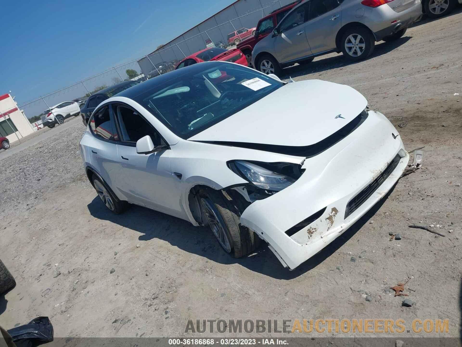 5YJYGDEEXLF048086 TESLA MODEL Y 2020