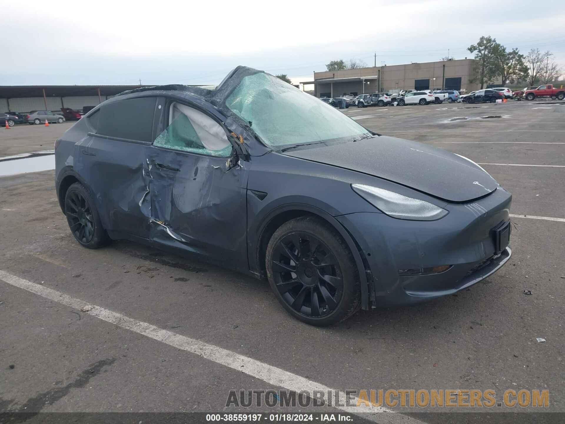 5YJYGDEEXMF073572 TESLA MODEL Y 2021