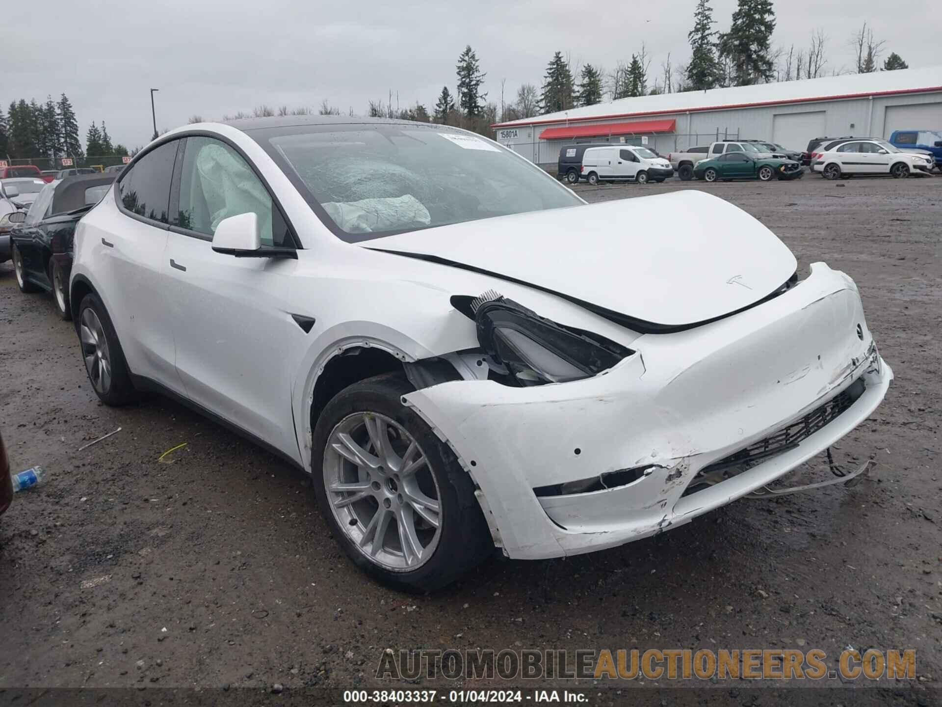 5YJYGDEEXMF090341 TESLA MODEL Y 2021