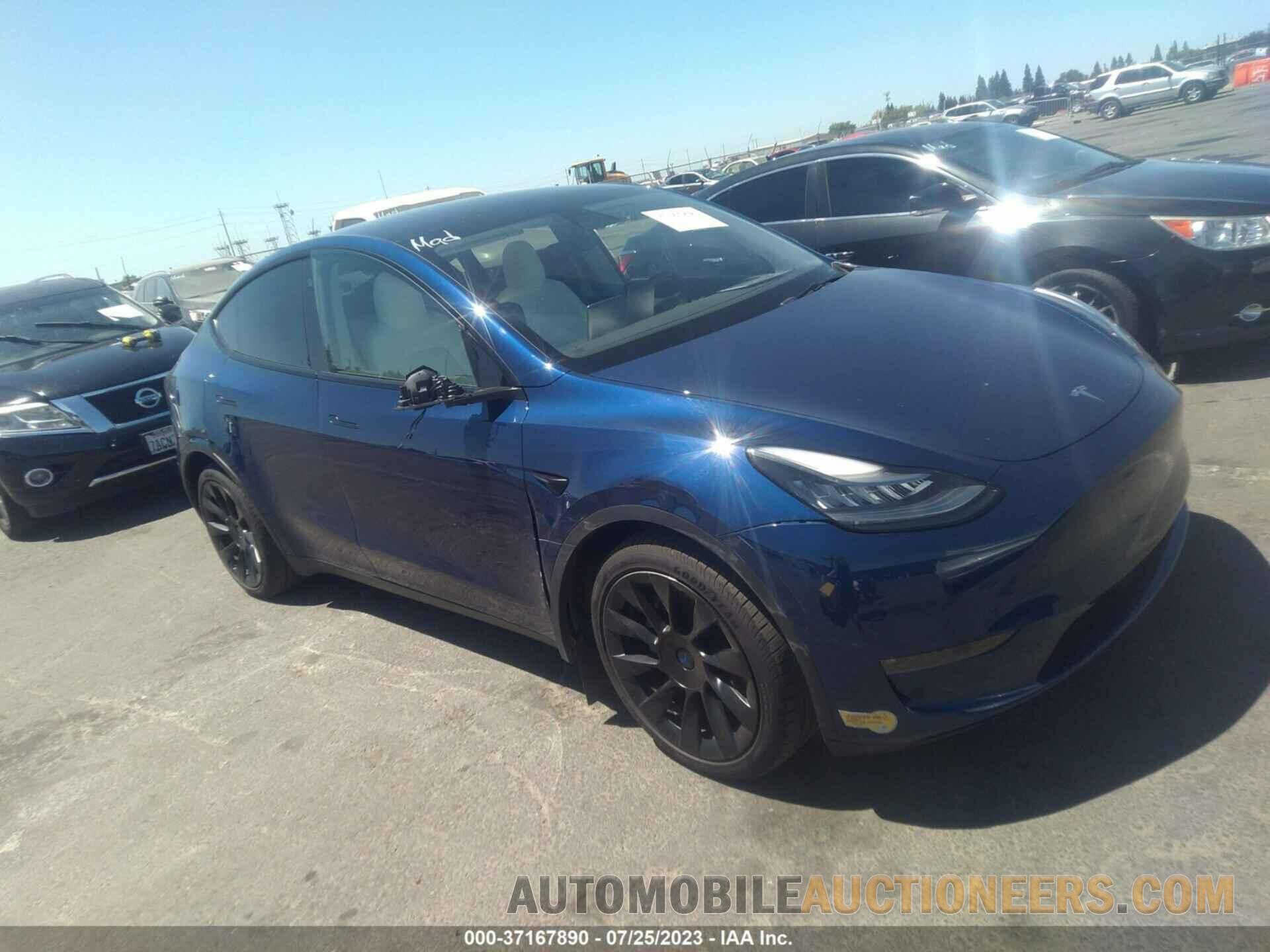 5YJYGDEEXMF095863 TESLA MODEL Y 2021