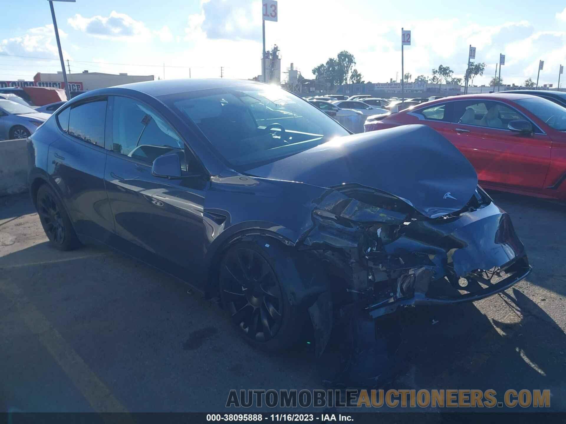 5YJYGDEEXMF255949 TESLA MODEL Y 2021