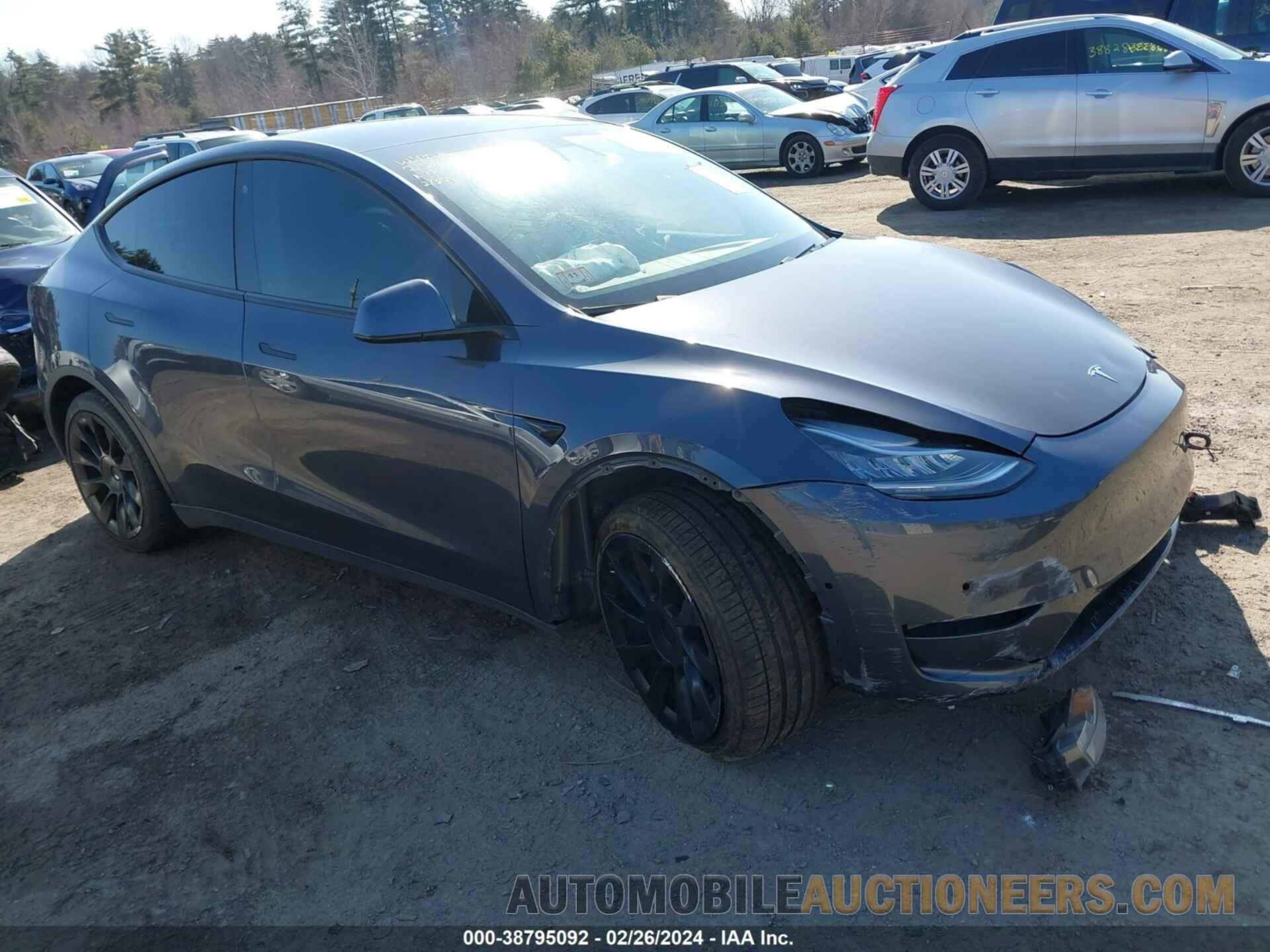 5YJYGDEF0LF002386 TESLA MODEL Y 2020