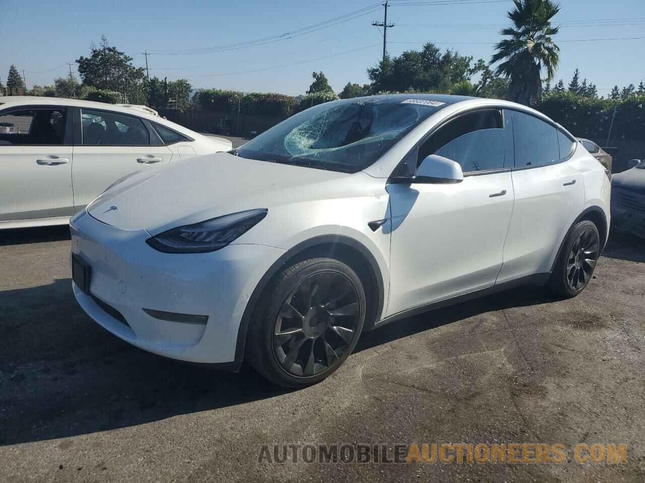 5YJYGDEF0LF003098 TESLA MODEL Y 2020