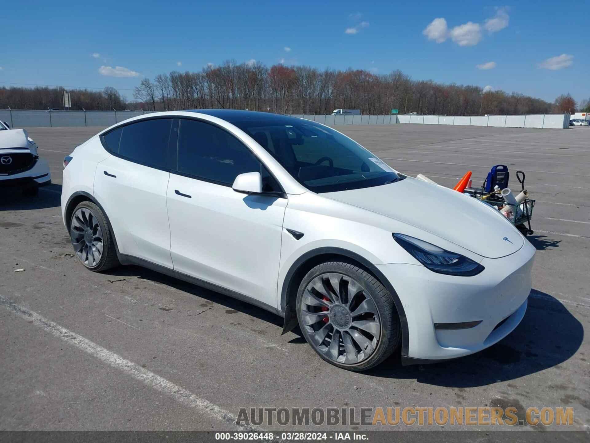 5YJYGDEF0LF011931 TESLA MODEL Y 2020