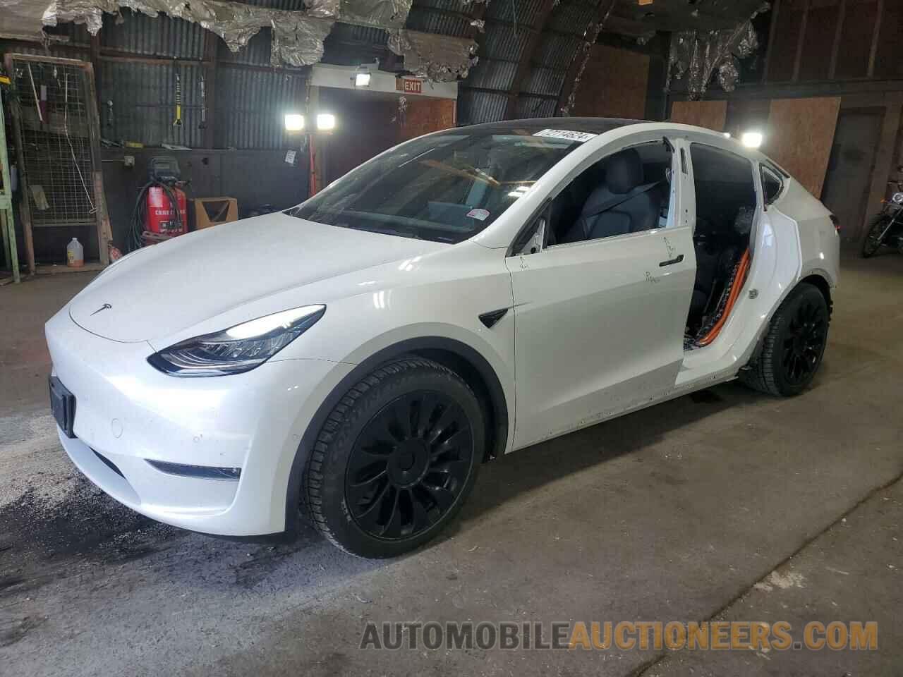 5YJYGDEF0LF025487 TESLA MODEL Y 2020