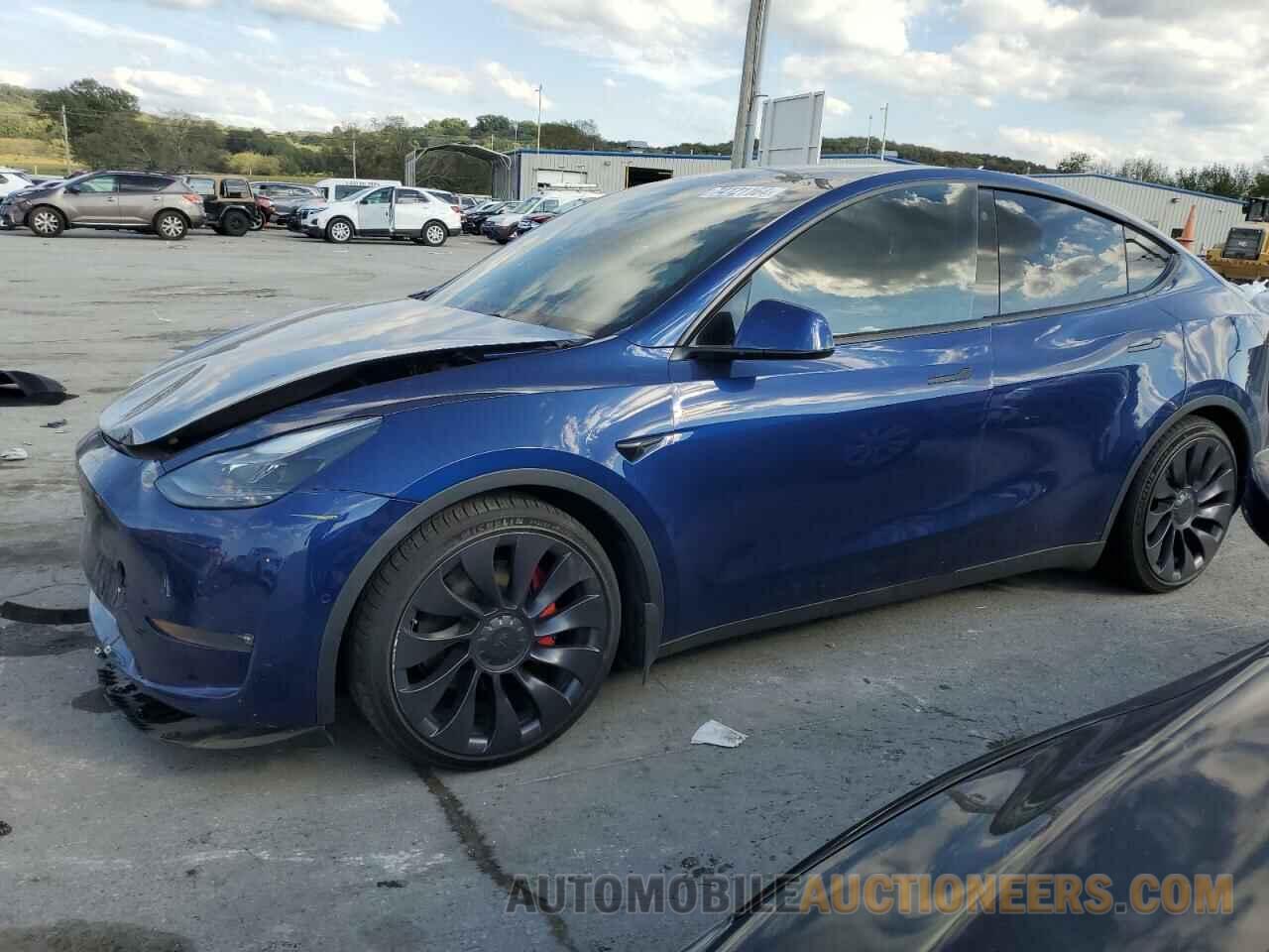 5YJYGDEF0MF227098 TESLA MODEL Y 2021