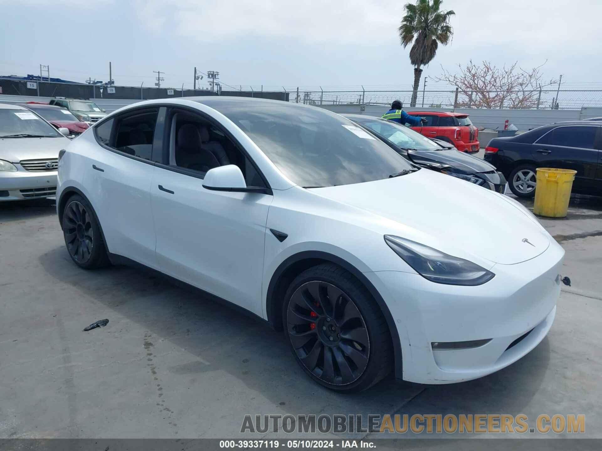 5YJYGDEF0MF230471 TESLA MODEL Y 2021