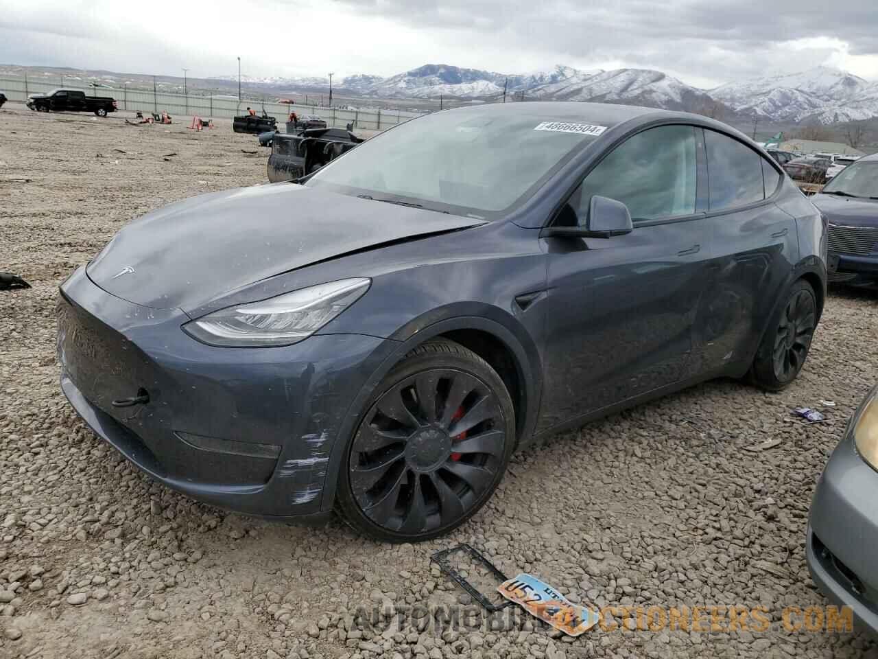 5YJYGDEF1LF053752 TESLA MODEL Y 2020