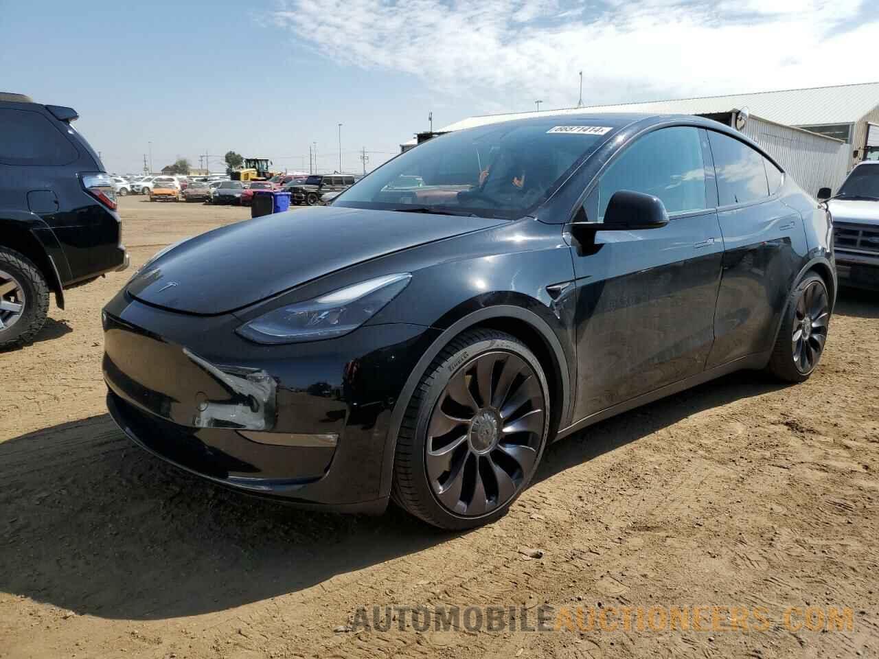 5YJYGDEF1MF261681 TESLA MODEL Y 2021