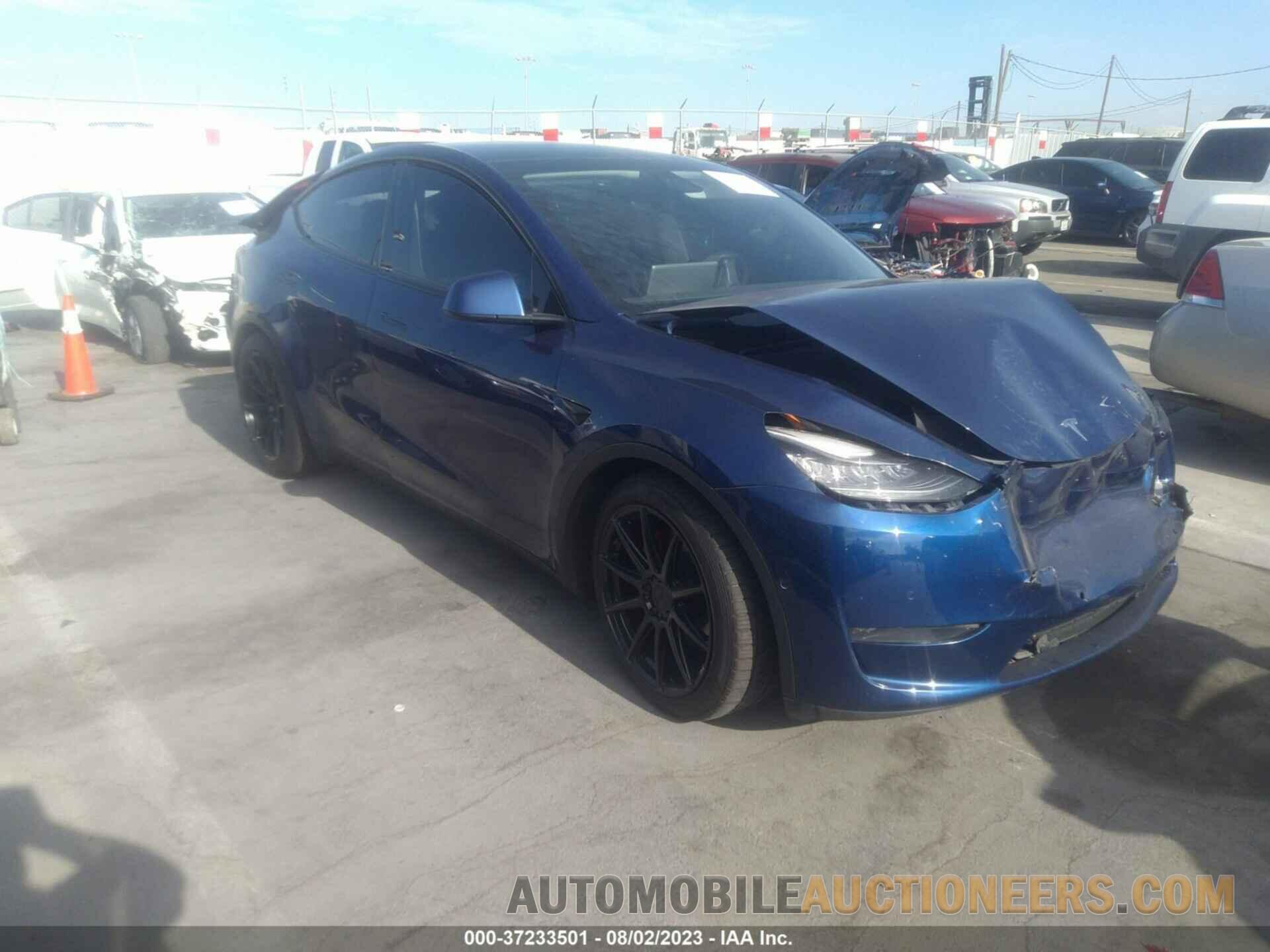 5YJYGDEF2LF057096 TESLA MODEL Y 2020