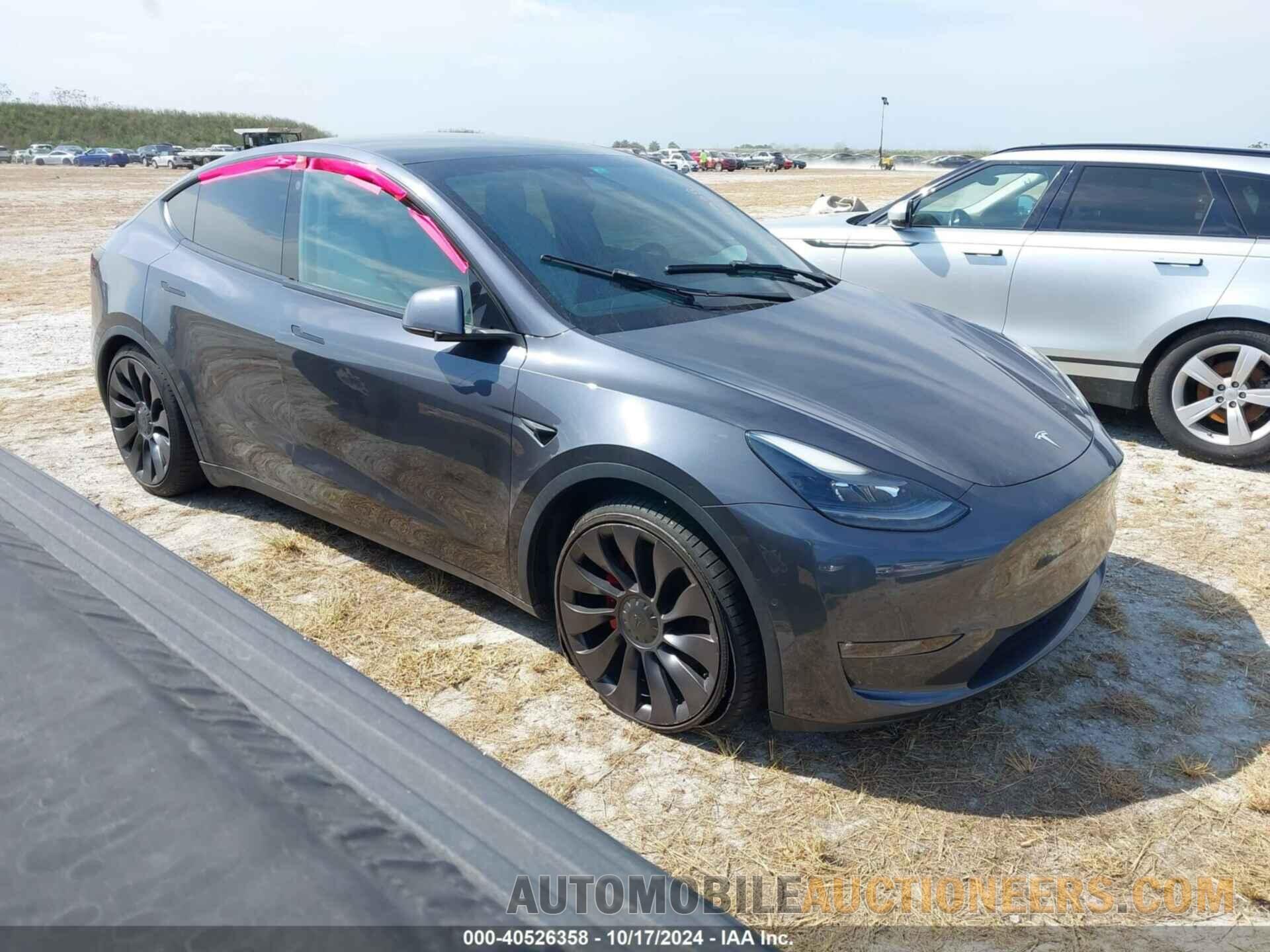 5YJYGDEF2MF141002 TESLA MODEL Y 2021