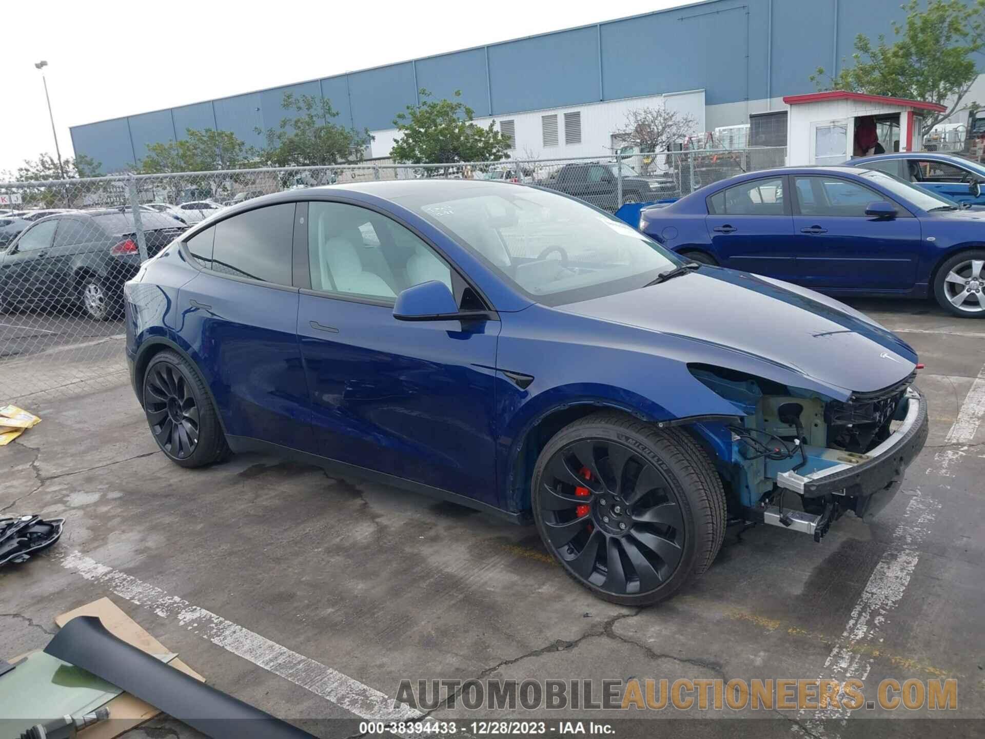 5YJYGDEF2MF266467 TESLA MODEL Y 2021