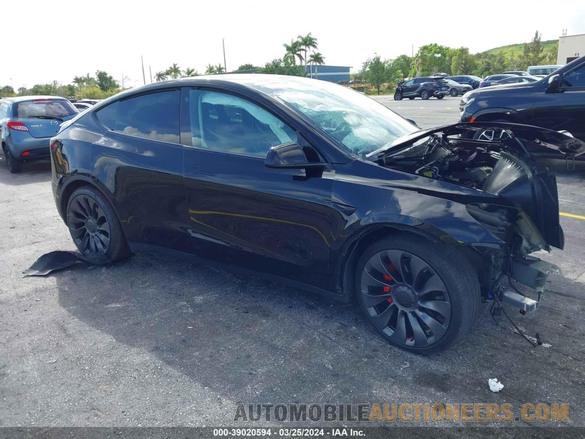 5YJYGDEF2MF268882 TESLA MODEL Y 2021