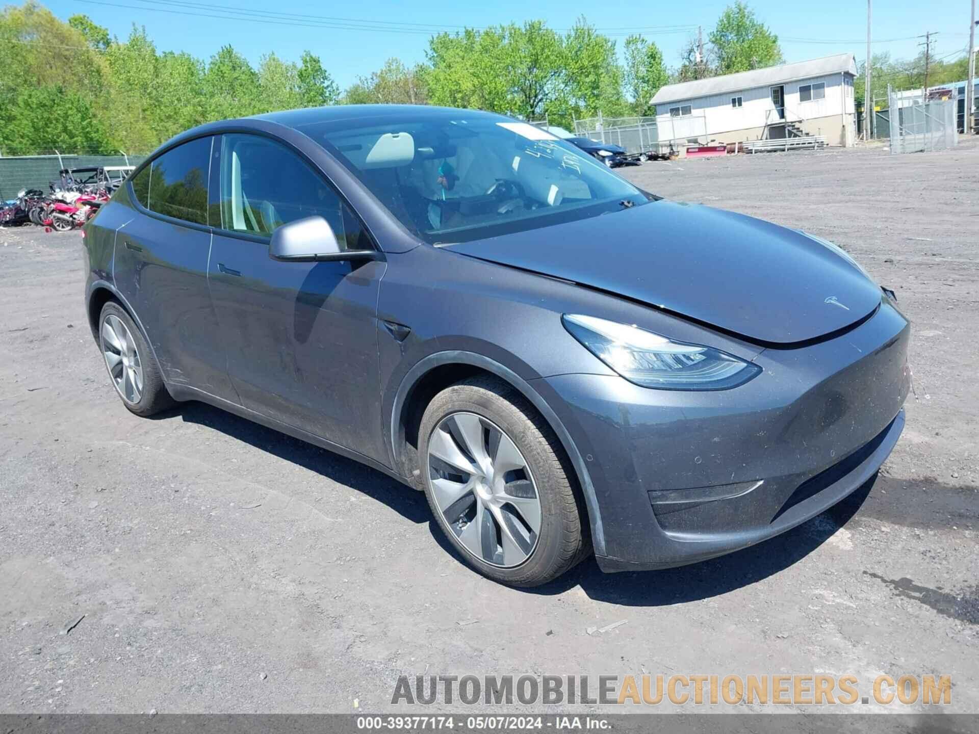 5YJYGDEF3LF011860 TESLA MODEL Y 2020