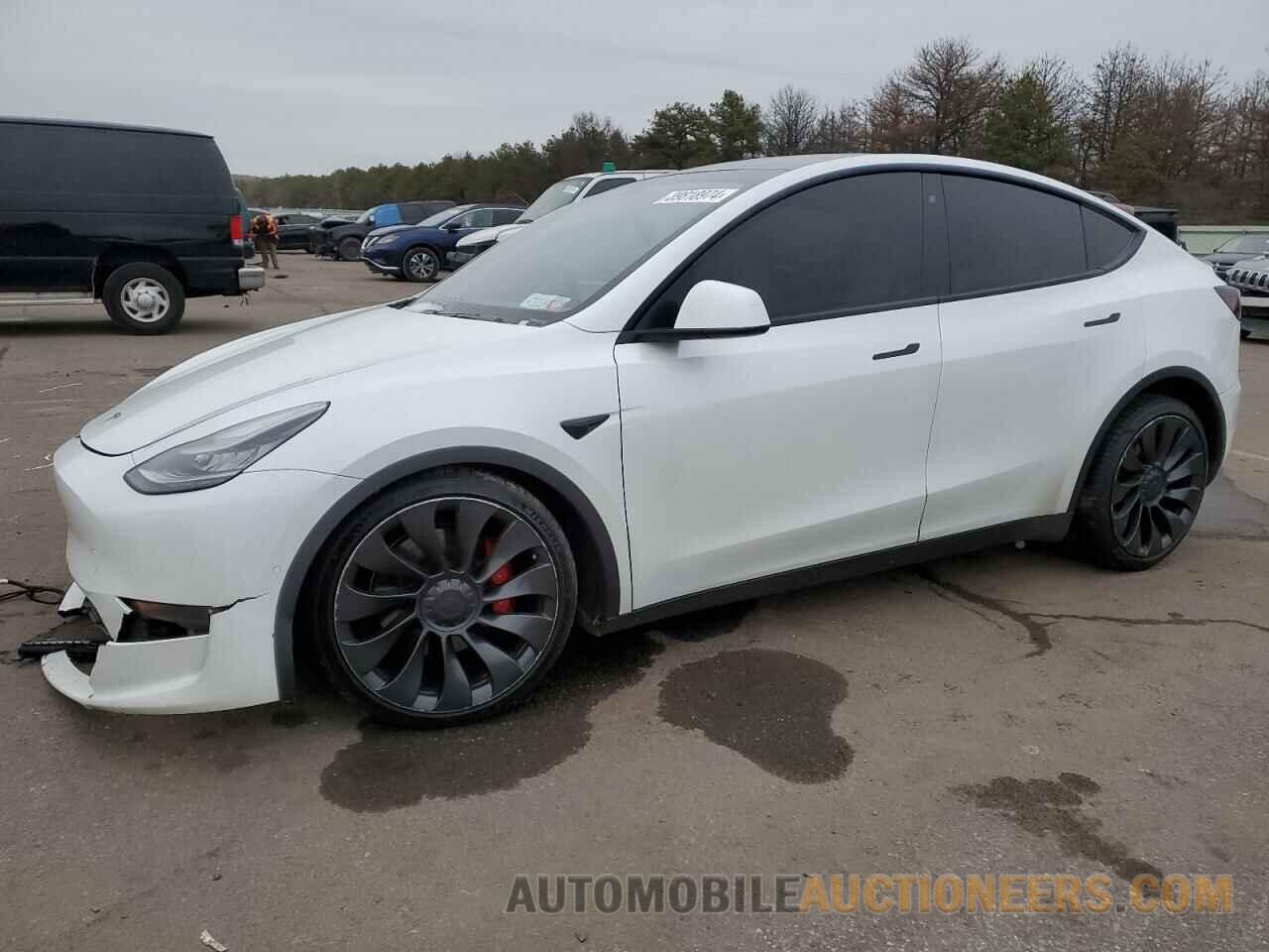 5YJYGDEF3LF018629 TESLA MODEL Y 2020