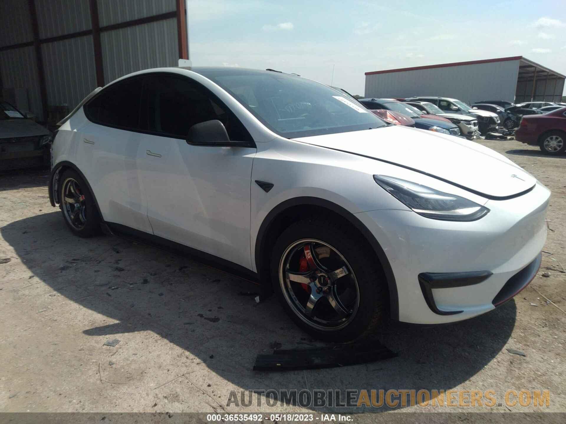 5YJYGDEF3LF039965 TESLA MODEL Y 2020