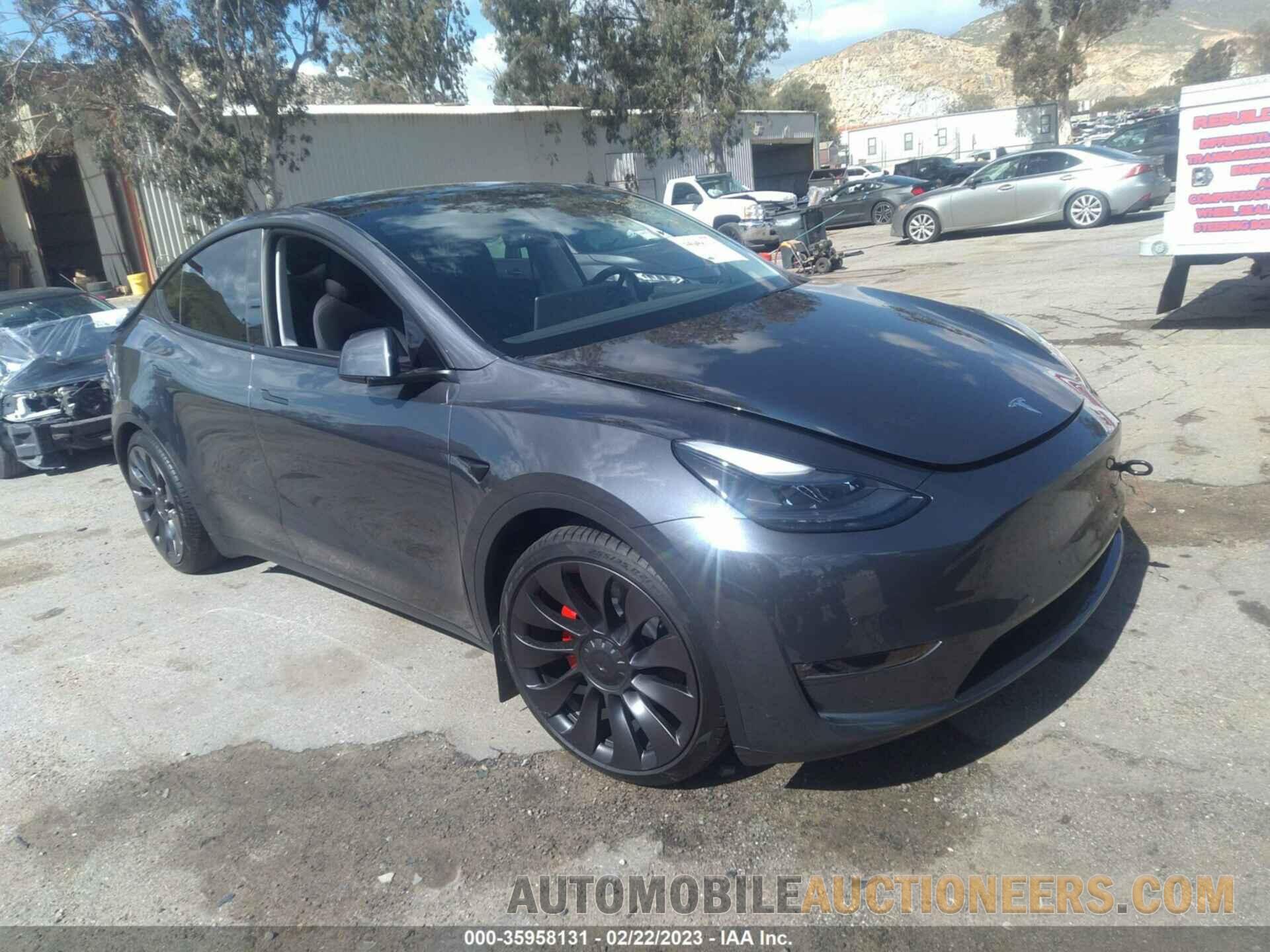 5YJYGDEF3MF211879 TESLA MODEL Y 2021