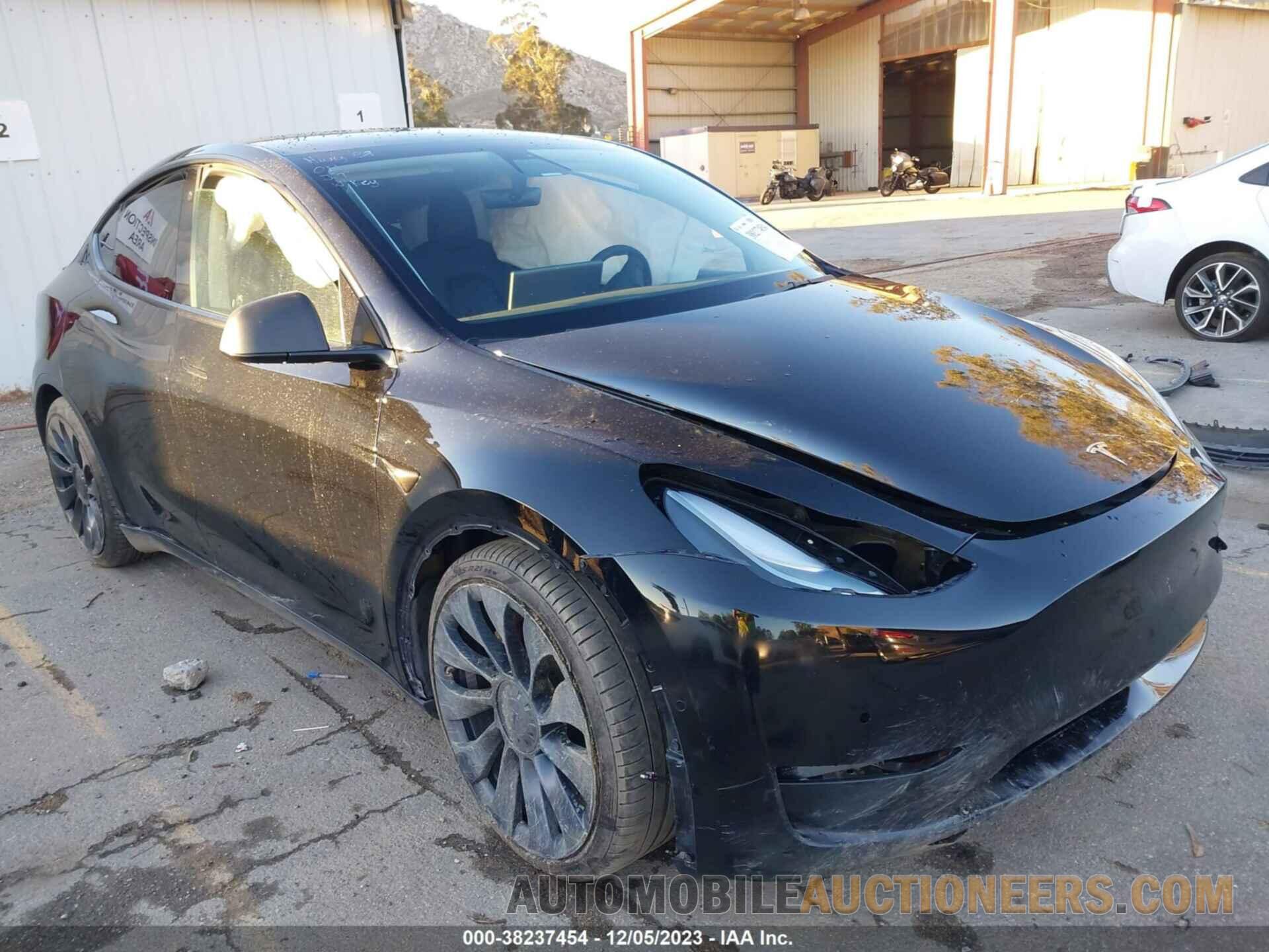 5YJYGDEF3MF246230 TESLA MODEL Y 2021