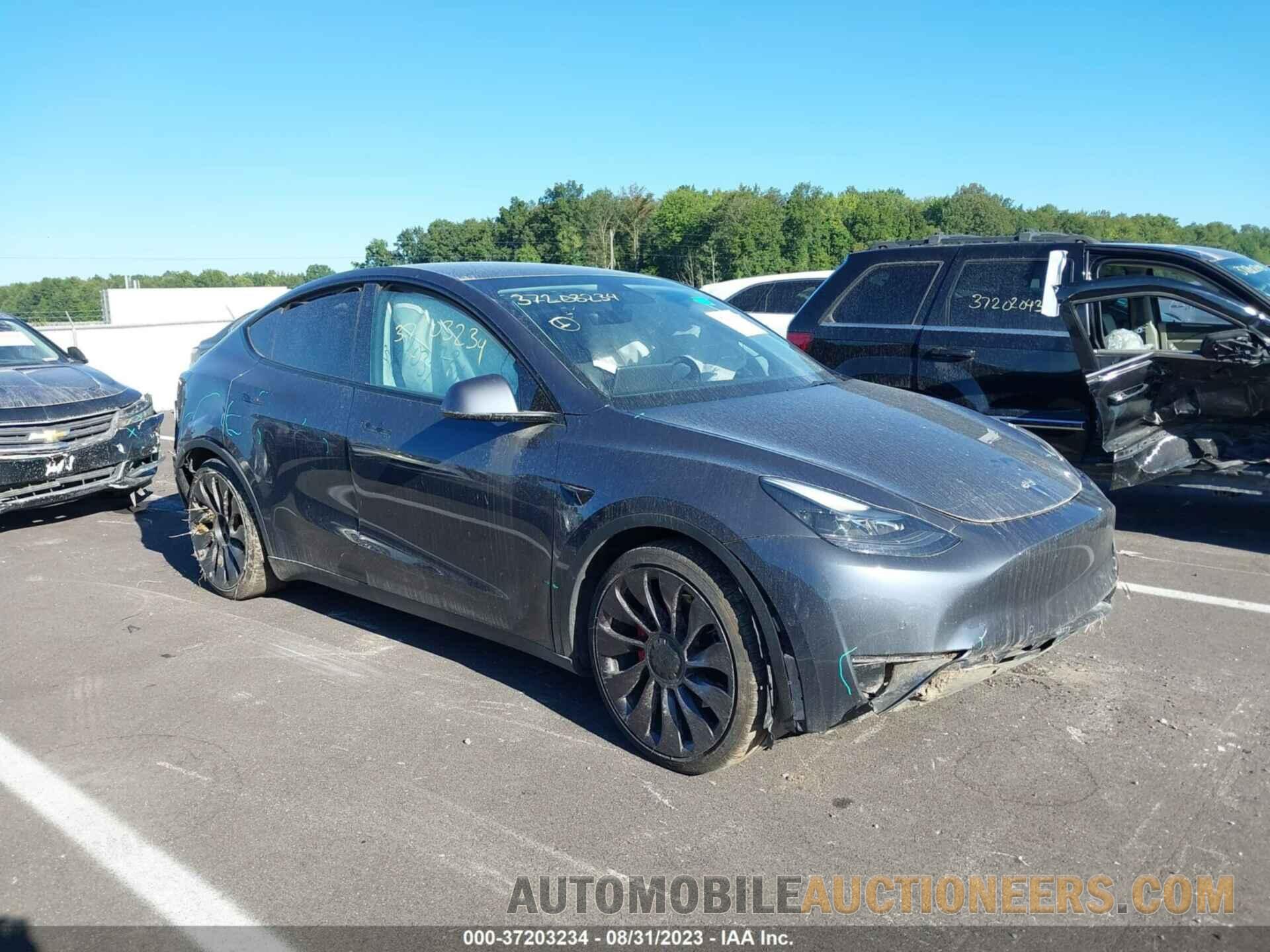 5YJYGDEF3MF251766 TESLA MODEL Y 2021