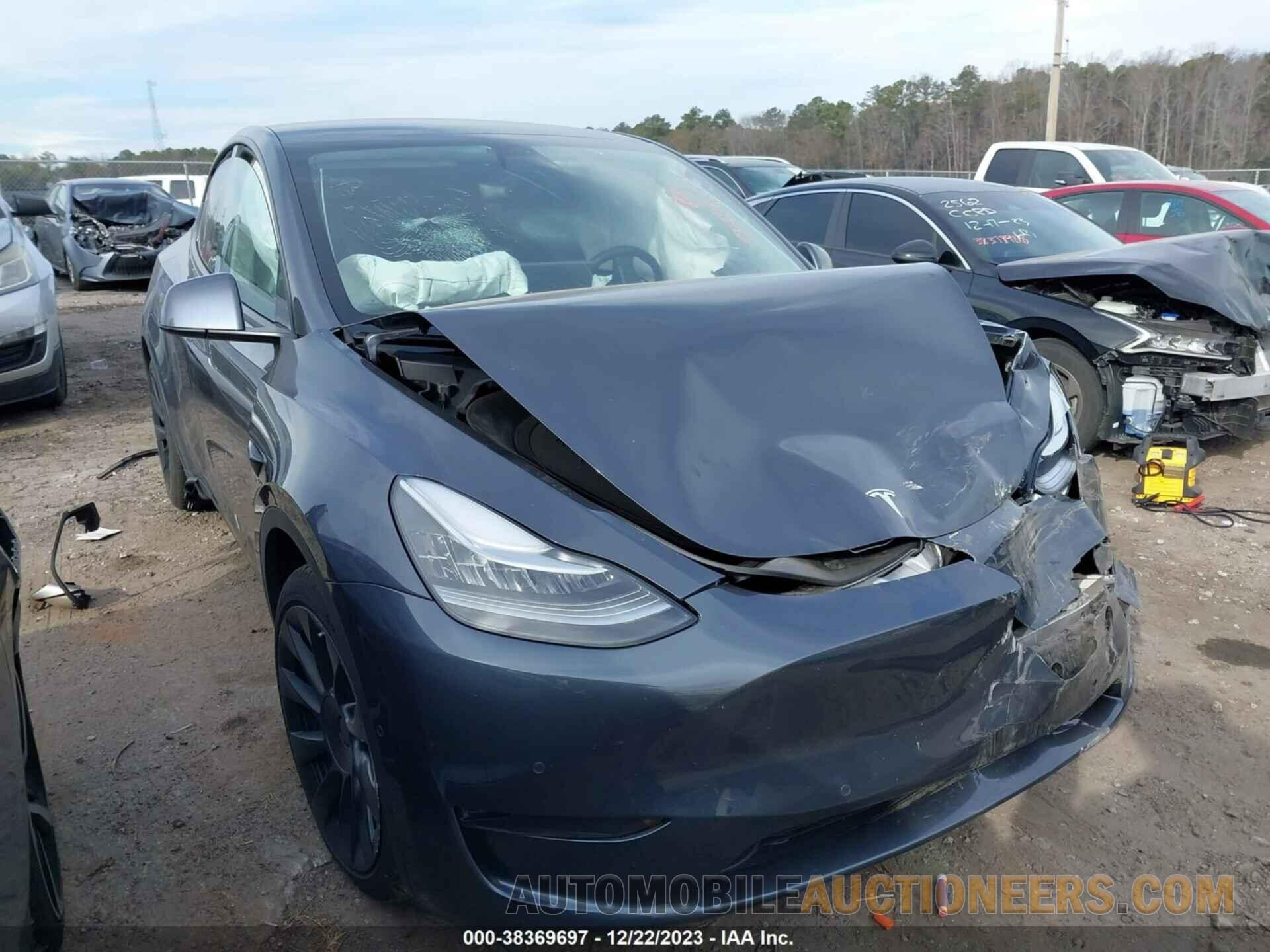 5YJYGDEF4LF000687 TESLA MODEL Y 2020