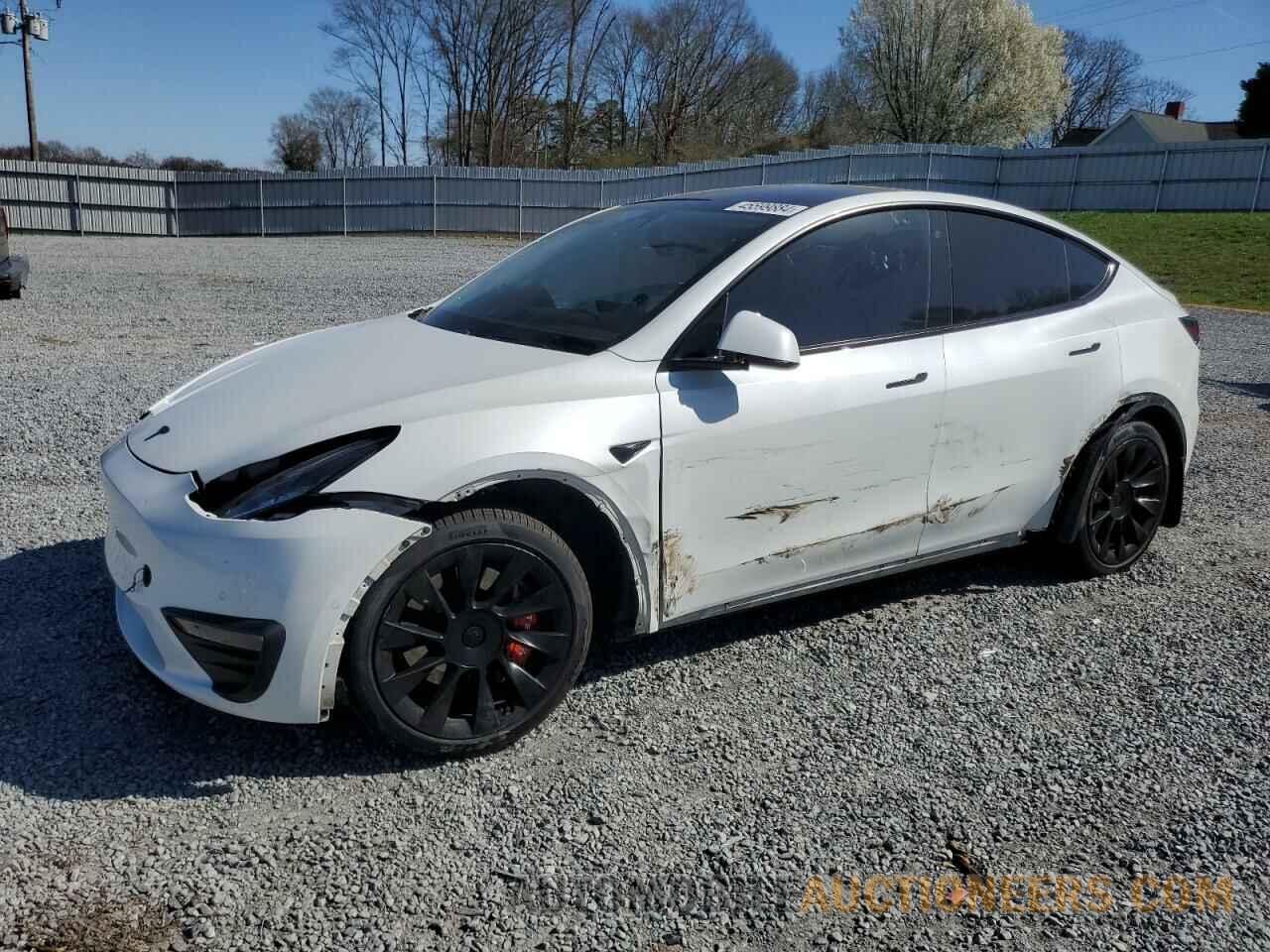 5YJYGDEF4LF002911 TESLA MODEL Y 2020