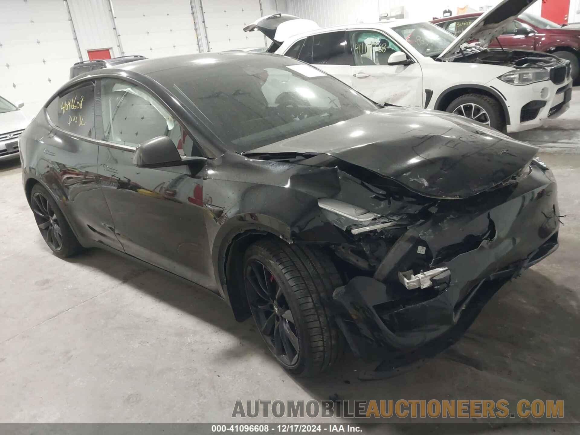 5YJYGDEF4LF012211 TESLA MODEL Y 2020