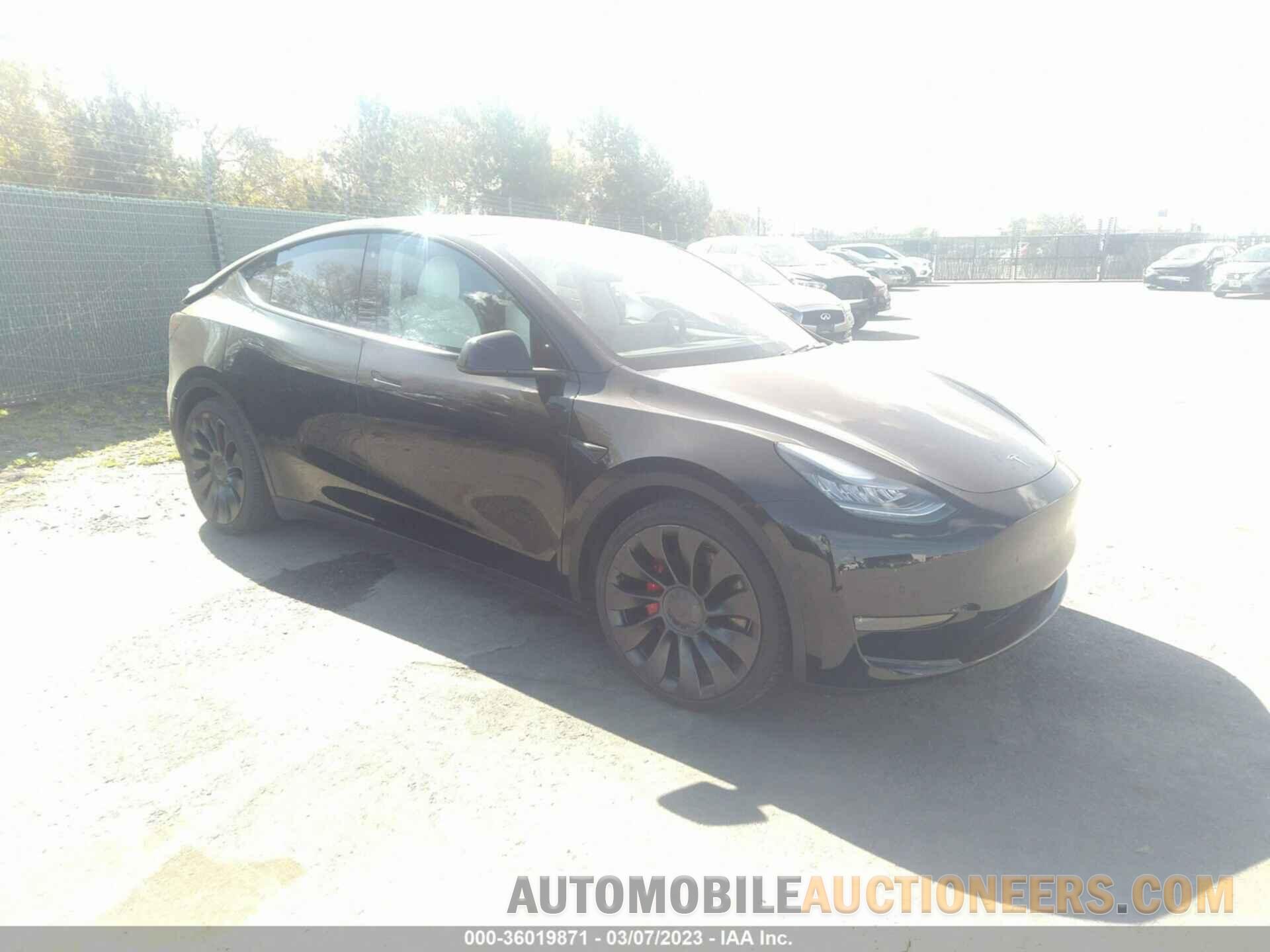 5YJYGDEF4LF058783 TESLA MODEL Y 2020