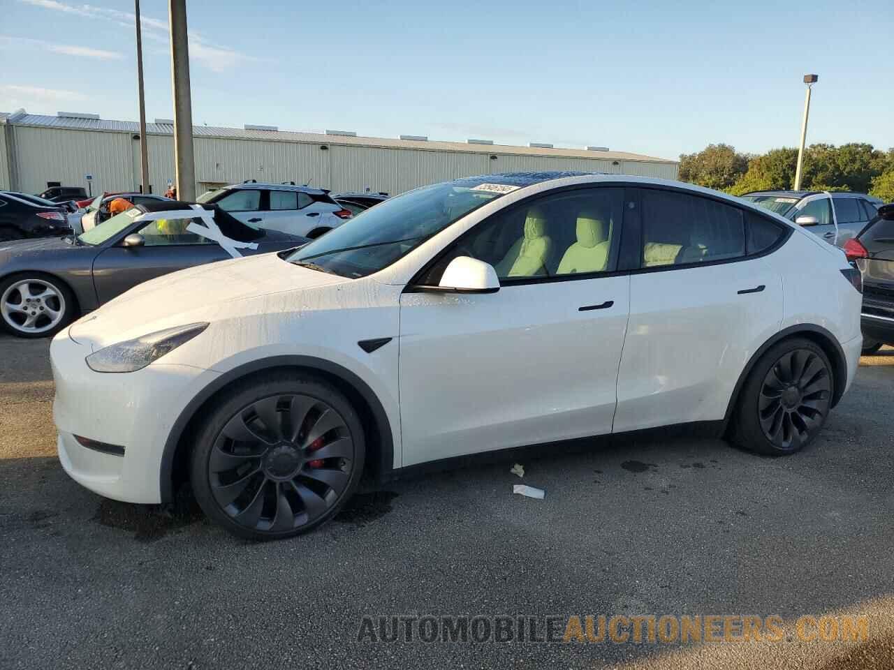 5YJYGDEF4MF137243 TESLA MODEL Y 2021