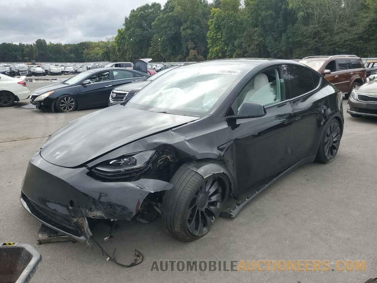 5YJYGDEF4MF139588 TESLA MODEL Y 2021