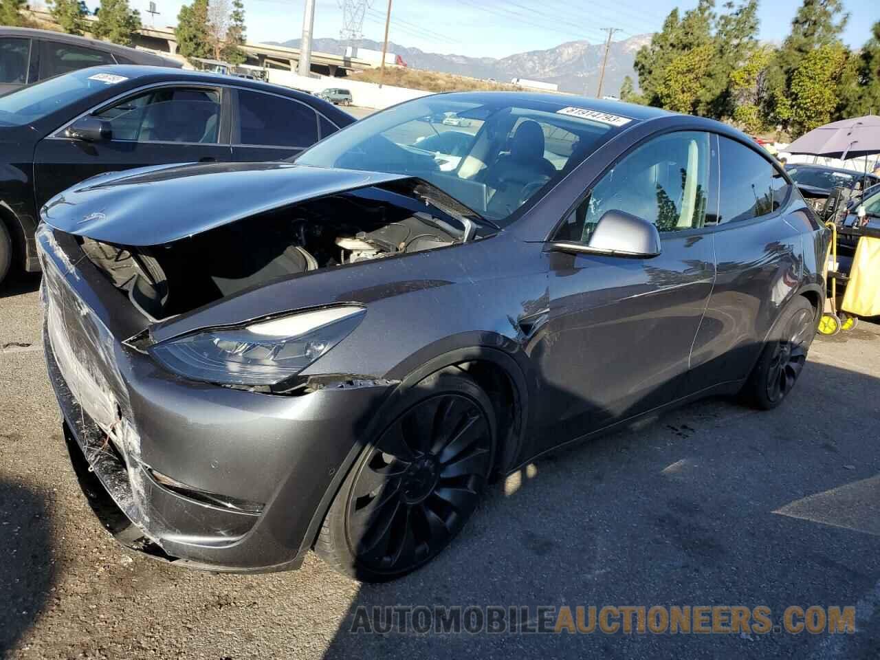 5YJYGDEF5MF140944 TESLA MODEL Y 2021