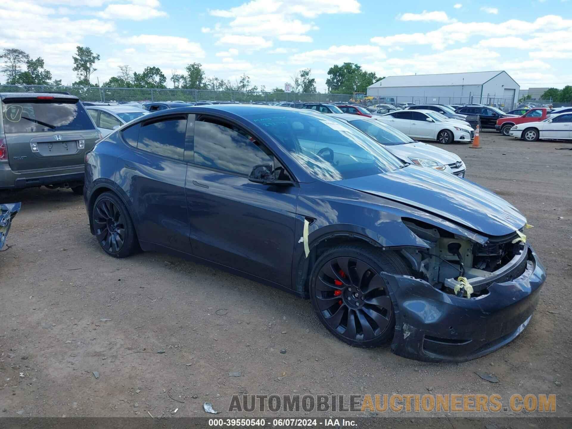 5YJYGDEF5MF252918 TESLA MODEL Y 2021