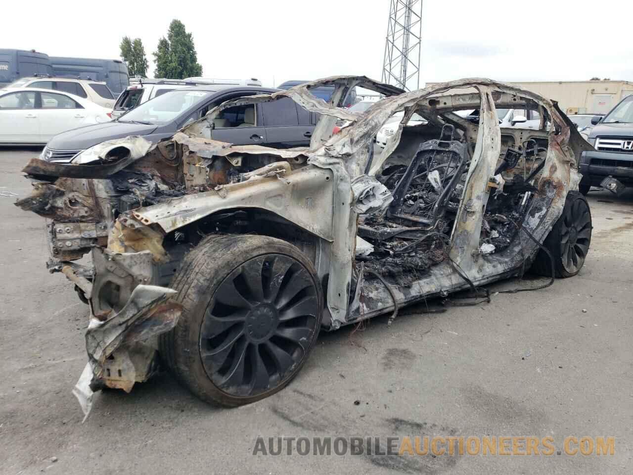 5YJYGDEF5MF272473 TESLA MODEL Y 2021