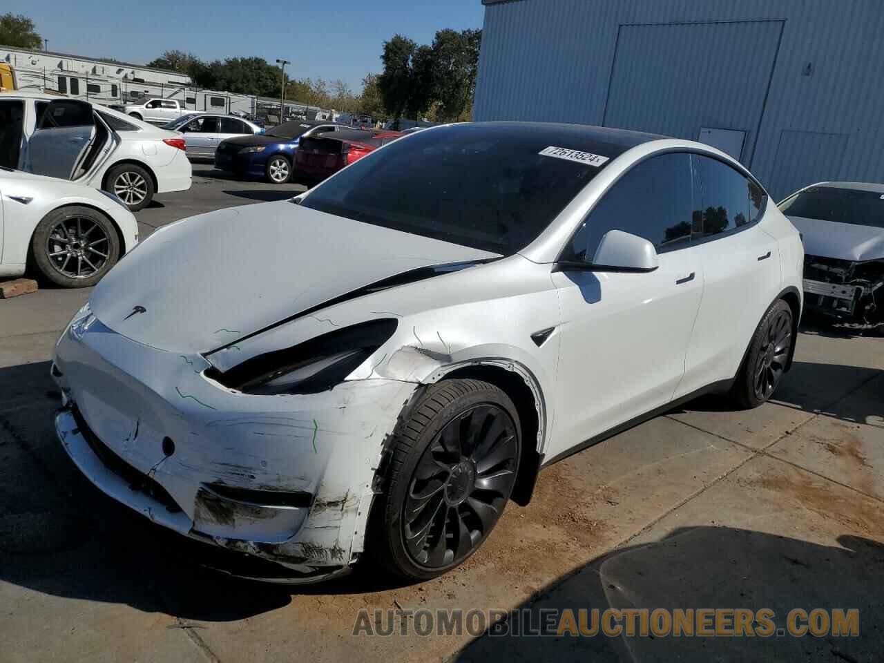 5YJYGDEF5MF277737 TESLA MODEL Y 2021