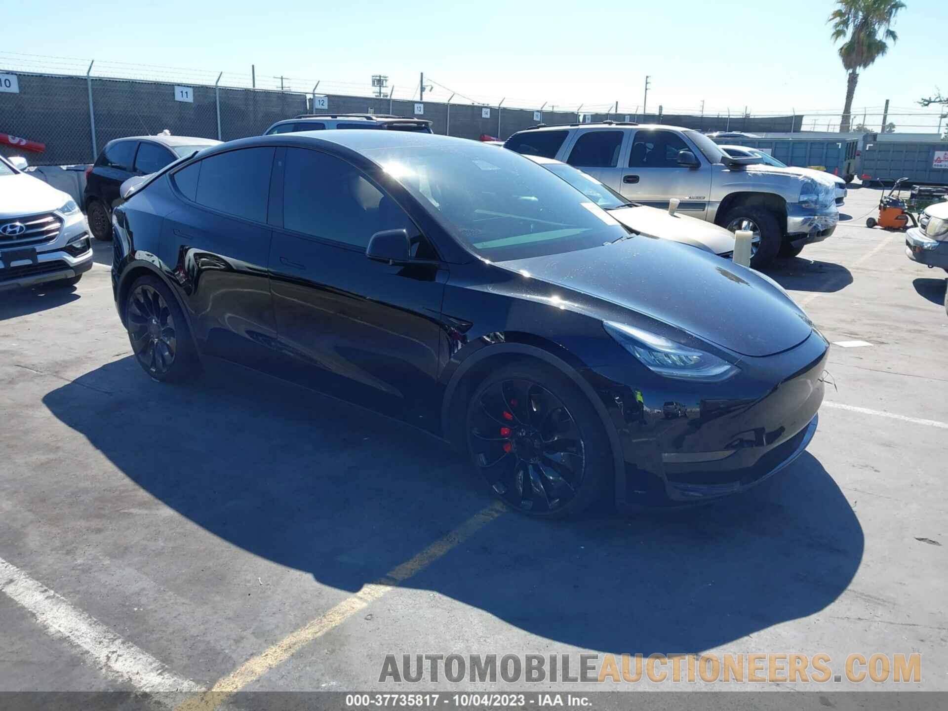 5YJYGDEF6LF017720 TESLA MODEL Y 2020