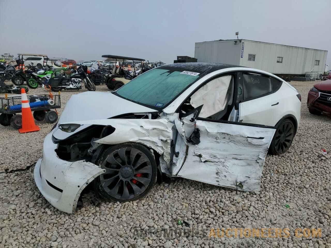 5YJYGDEF6LF049924 TESLA MODEL Y 2020