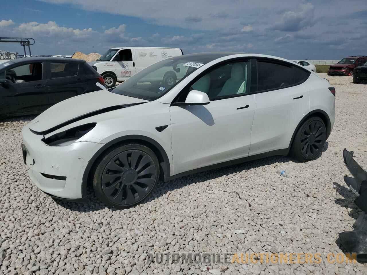 5YJYGDEF6MF081404 TESLA MODEL Y 2021