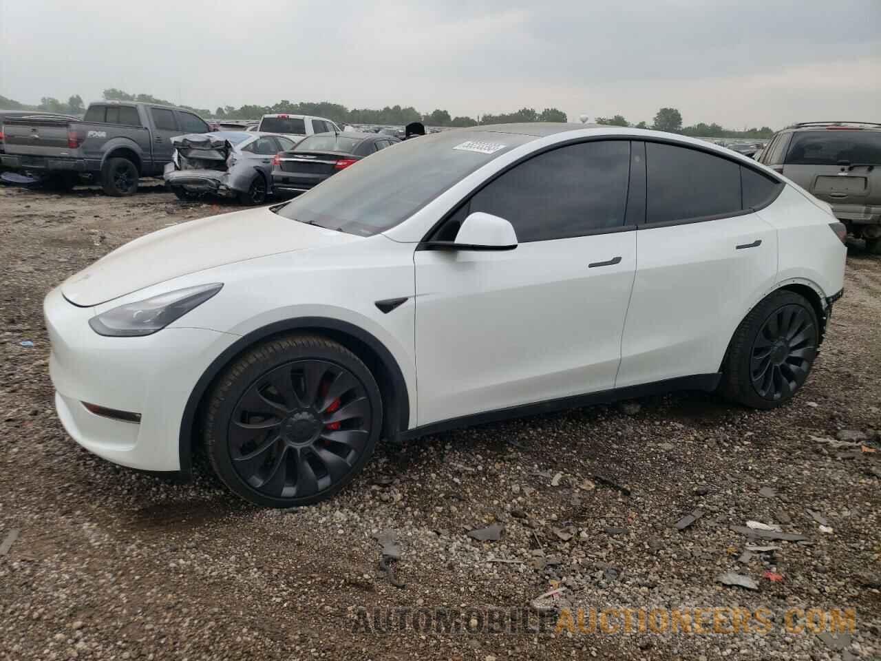 5YJYGDEF6MF245704 TESLA MODEL Y 2021