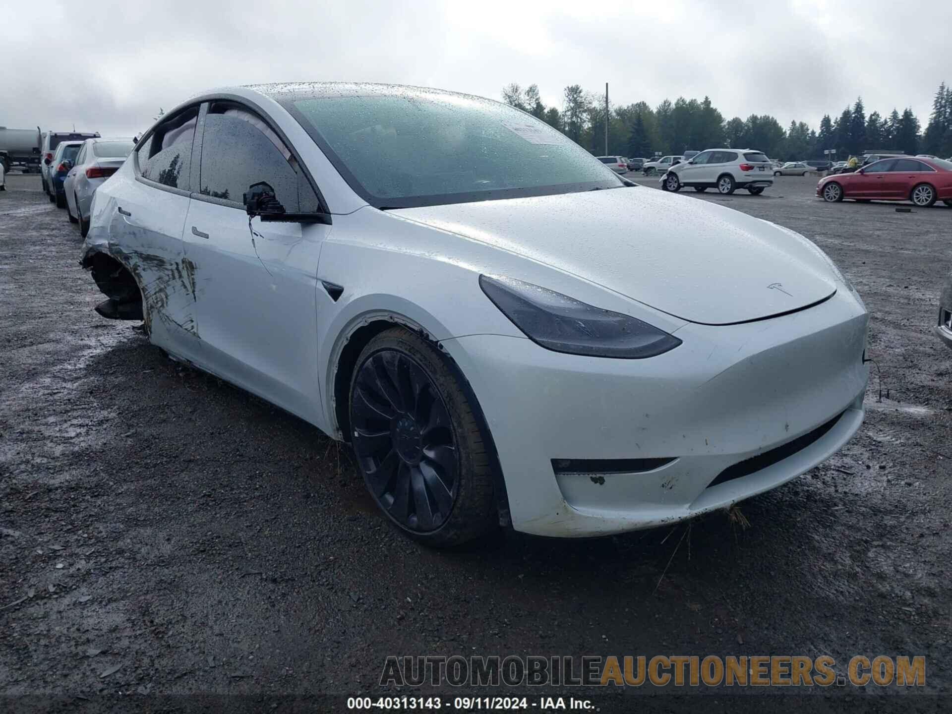 5YJYGDEF6MF266875 TESLA MODEL Y 2021