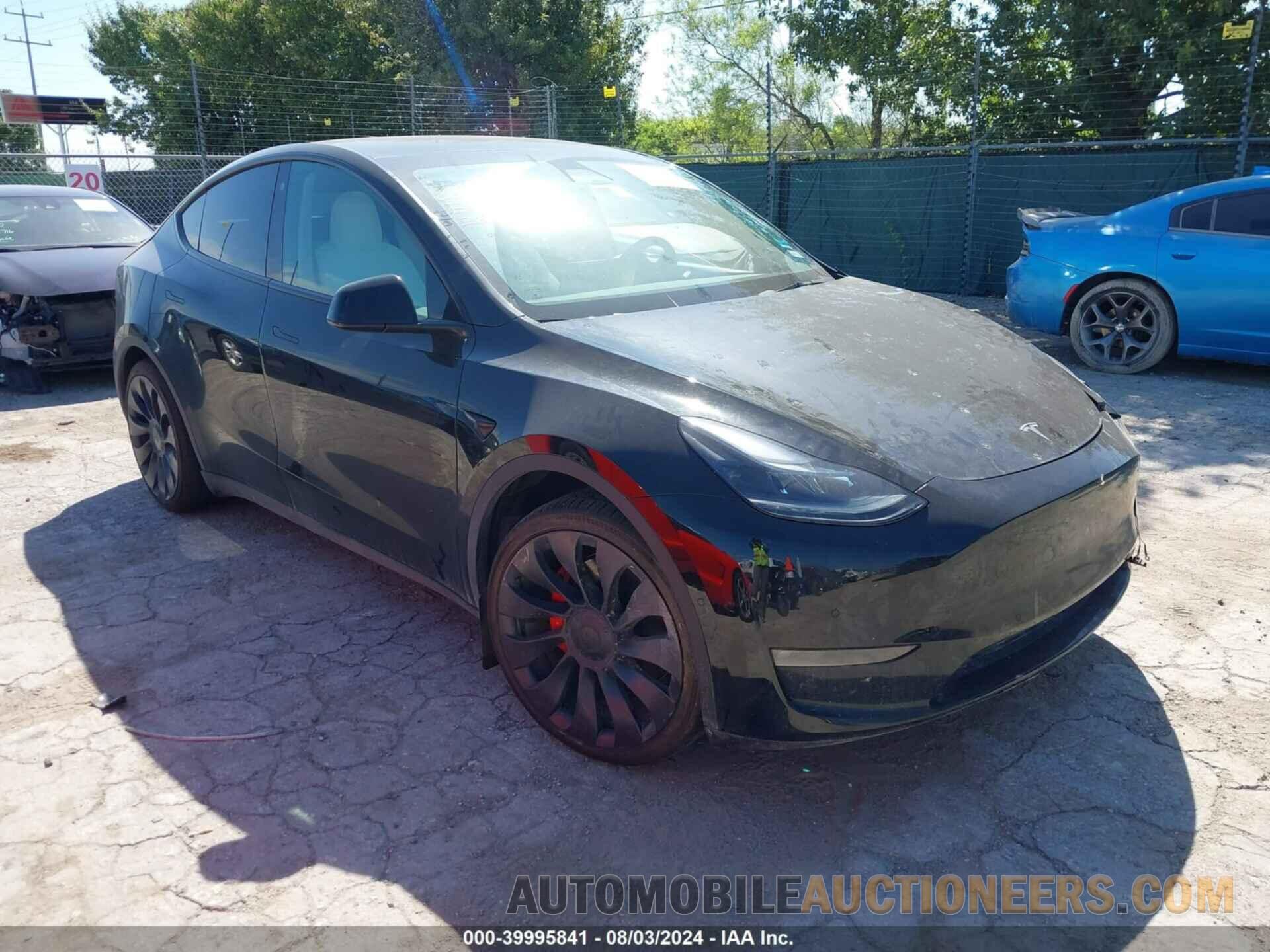 5YJYGDEF6MF268156 TESLA MODEL Y 2021