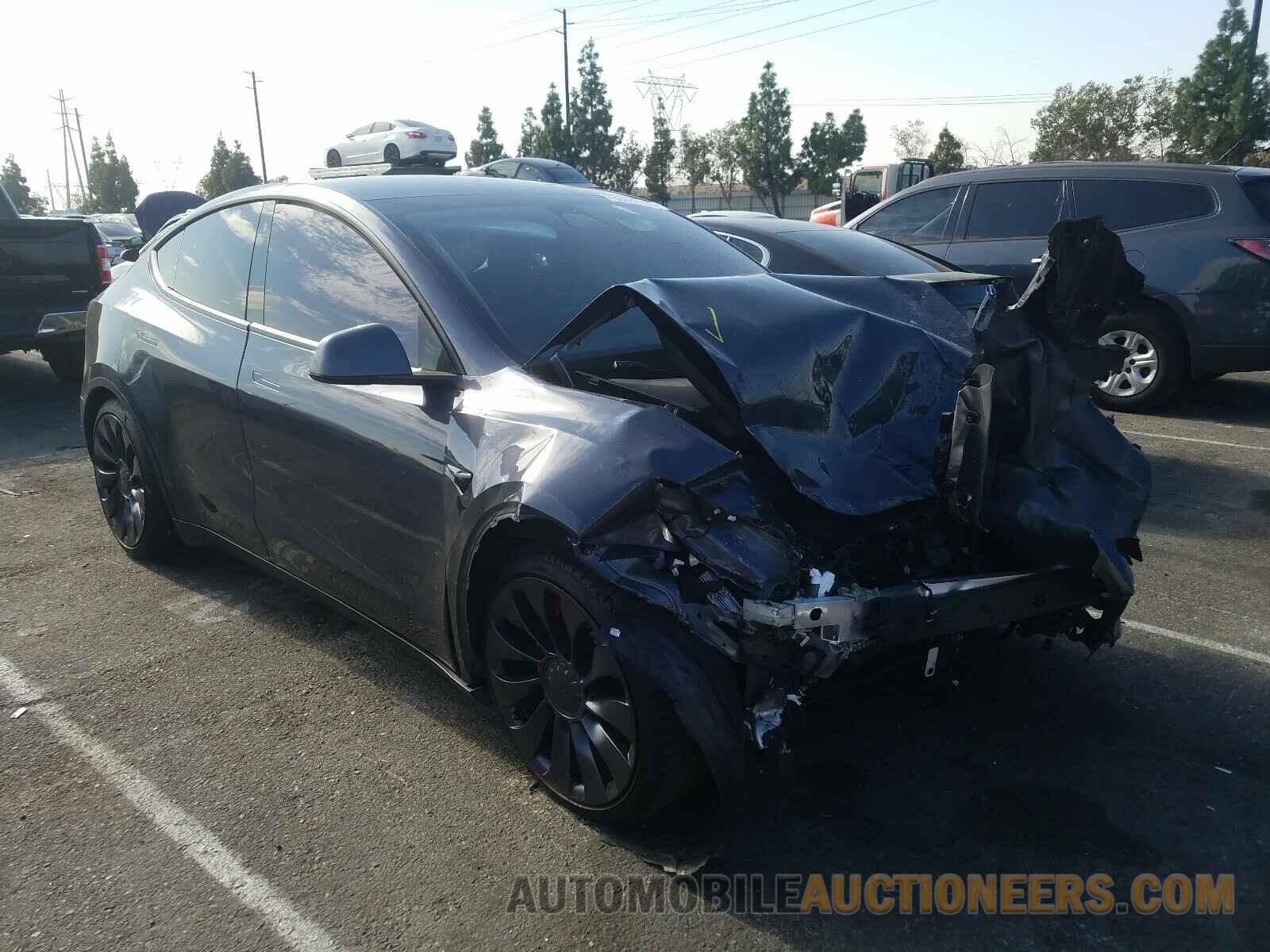 5YJYGDEF7LF003311 TESLA MODEL Y 2020